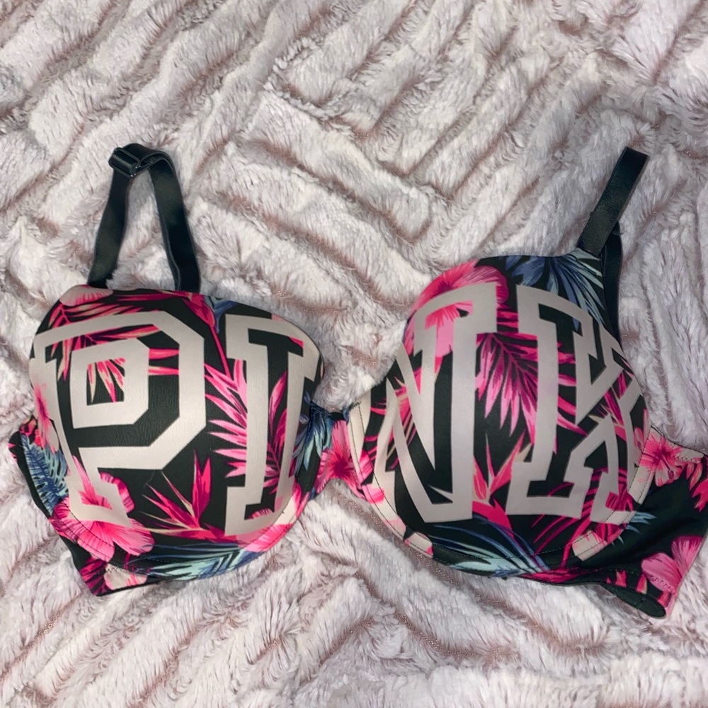 Victoria’s Secret pink t-shirt bra, floral size 34(DD)